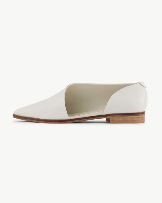 V White Onda Flat